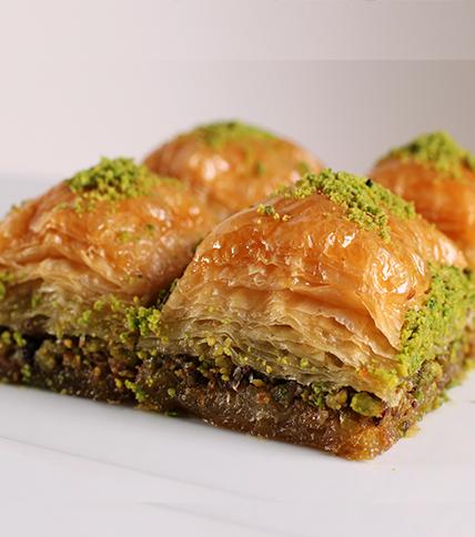 GULLUOGLU Baklava with Pistachio FISTIKLI BAKLAVA